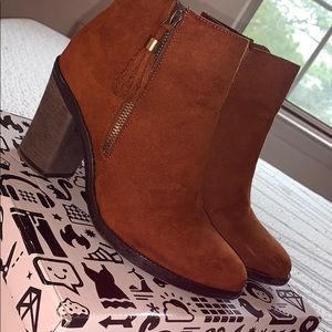 Booties 👢